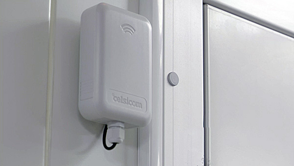 Logger utanför kylrum